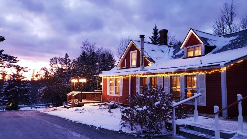The Vermont Inn Mendon ภายนอก รูปภาพ
