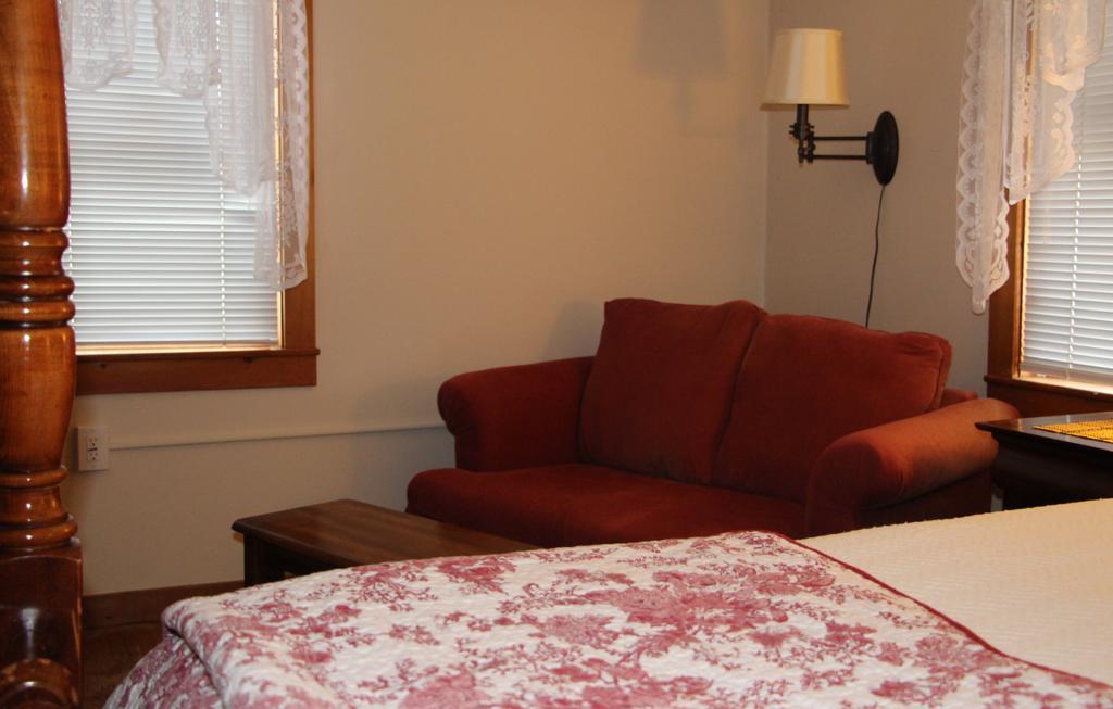 The Vermont Inn Mendon ภายนอก รูปภาพ