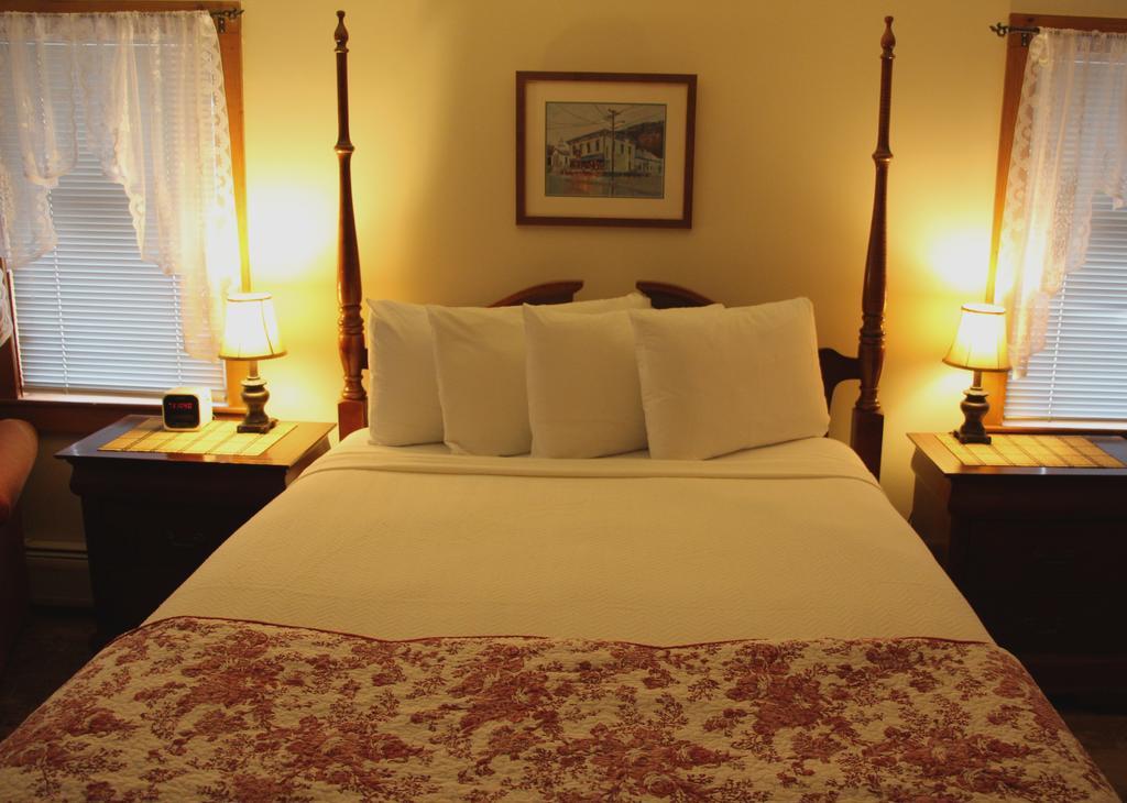 The Vermont Inn Mendon ภายนอก รูปภาพ